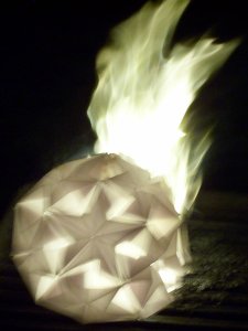 burning kusudama